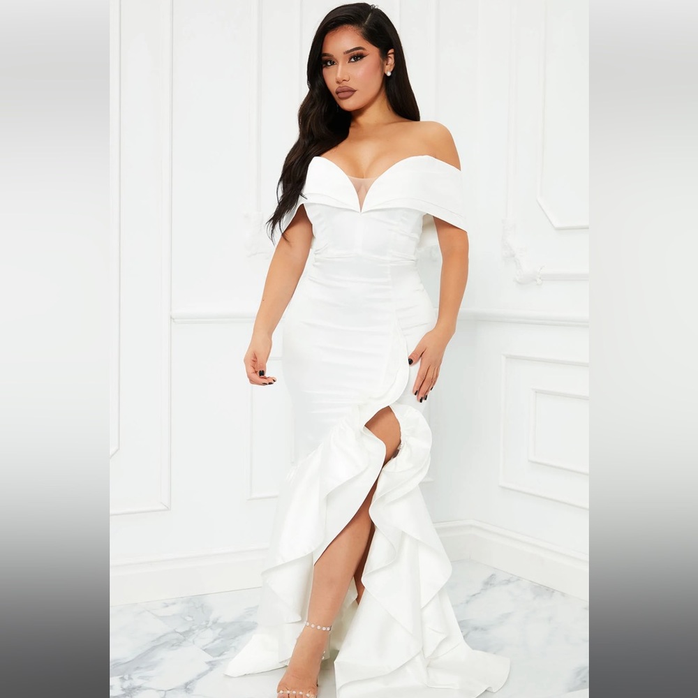 Fashion nova Luxe  - evening gown
